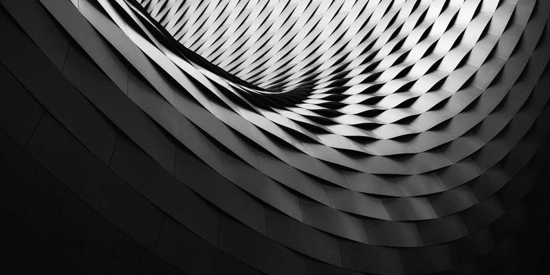 工业制造中的精密艺术：解析恩尼斯不锈钢钣金加工的关键技术与核心难点