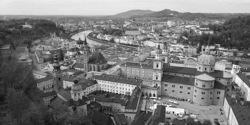 恩尼斯钣金如何通过精密金属加工实现医疗设备钣金件的高洁净度与生物兼容性